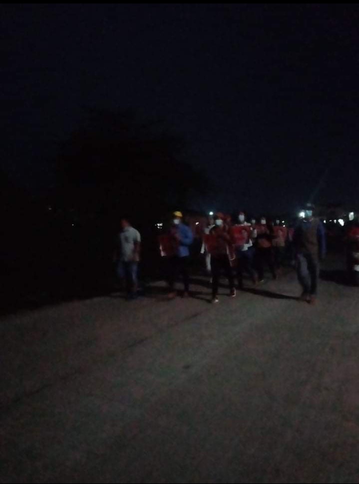 ကချင်ပြည်နယ်၊ နမ္မတီးမြို့နေ ပြည်သူများမှ စစ်အာဏာရှင် ဆန့်ကျင်ရေး နံနက် (၅) နာရီမှ (၆) နာရီထိ အရုဏ်ဦးသပိတ်ပြုလုပ်