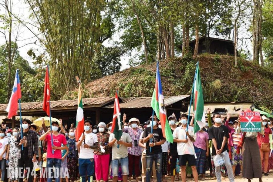 ဖားကန့်မြို့နယ် အေးမြသာယာသပိတ်စစ်ကြောင်း လူထောင်ချီဖြင့် ဆက်လက်ချီတက်