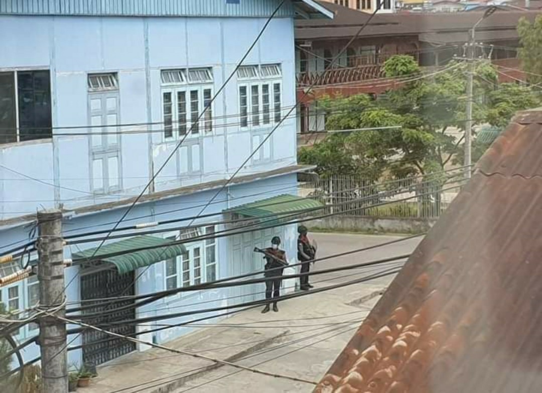 မိုးကုတ်မြို့မှ ​​ပြောက်ကျားသပိတ်စစ်​ကြောင်း ဖြိုခွင်းခံရ
