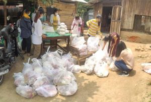 မြစ်ကြီးနားမှ CDM ဝန်ထမ်းများအတွက် ဒေသခံလူငယ်များမှ ပိုသူလှူ လိုသူယူ အစီအစဉ်