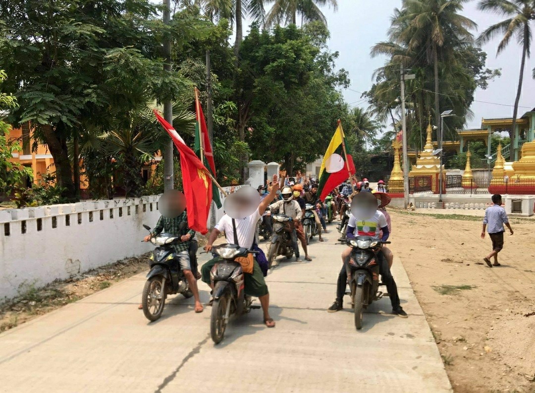 ကချင်ပြည်နယ်၊ မိုးကောင်းမြို့ စစ်အာဏာရှင်ဆန့်ကျင်​ရေး ဆိုင်ကယ်သပိတ်။