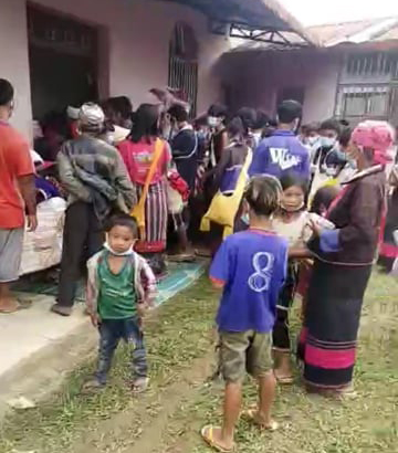 မုံးကိုးမြို့နယ်တိုက်ပွဲတွင် ထွက်ပြေးတိမ်းရှောင်ခဲ့ရသည့် ပြည်သူများ အစားအစာနှင့်ဆေးဝါး အခက်အခဲဖြစ်နေ